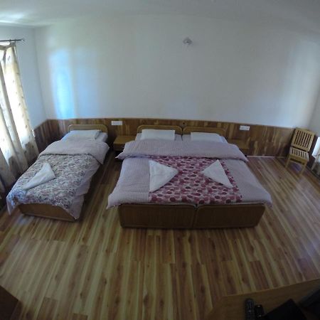 לה Barath Hotel & Guest House מראה חיצוני תמונה