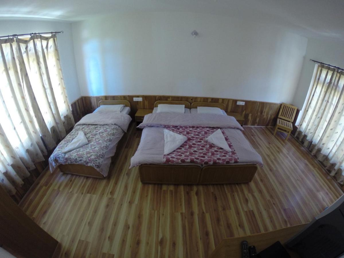 לה Barath Hotel & Guest House מראה חיצוני תמונה