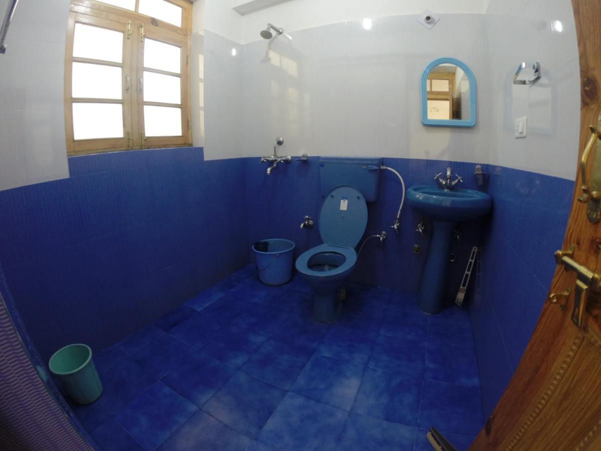 לה Barath Hotel & Guest House מראה חיצוני תמונה